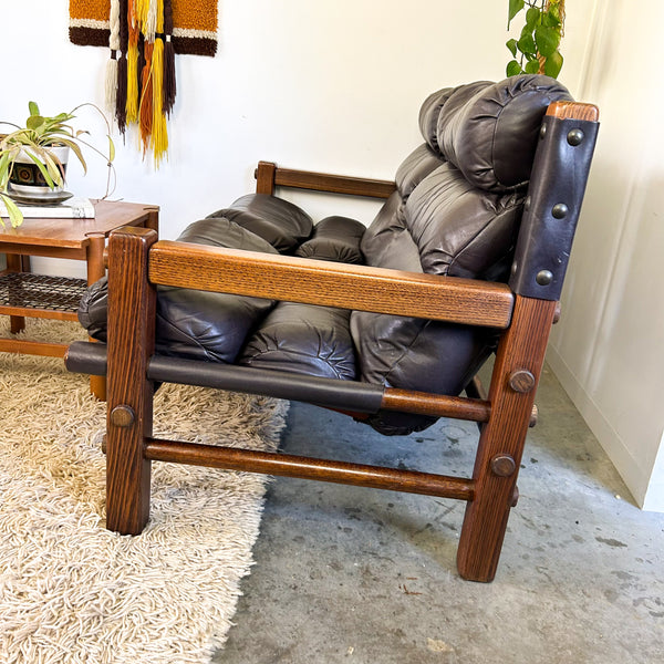 NORE FURNITURE TWO SEATER LEATHER SOFAS