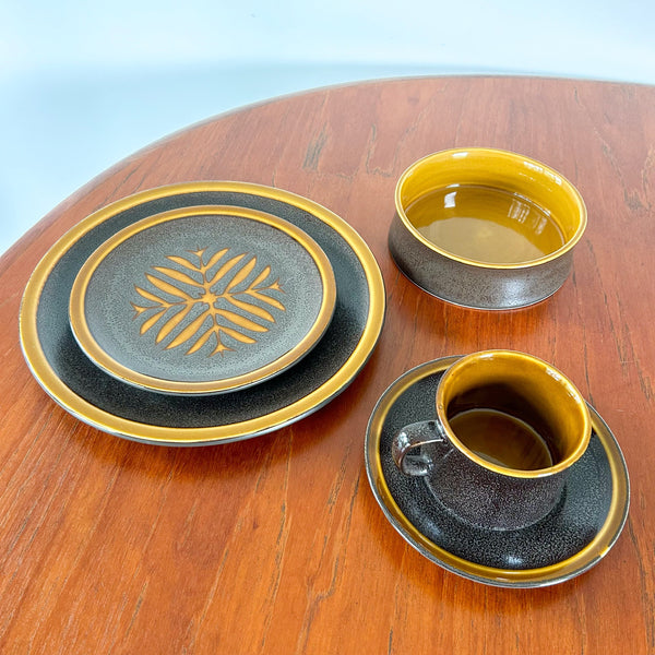 MIKASA OLYMPUS DINNERWARE JAPAN