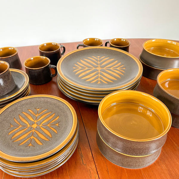MIKASA OLYMPUS DINNERWARE JAPAN