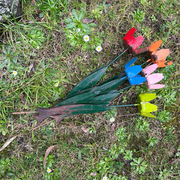 METAL PETALS