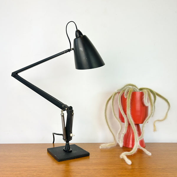 PLANET STUDIO K DESK LAMP BLACK
