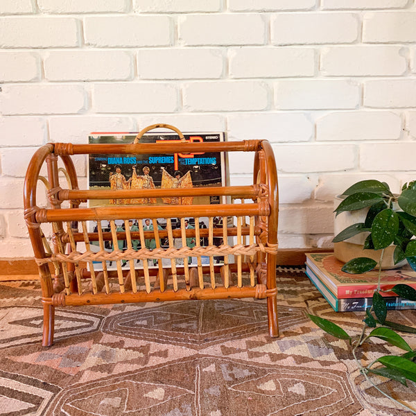 RATTAN MAGAZINE RACK