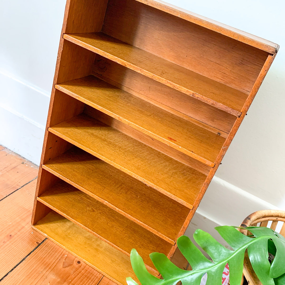 WOODEN PIGEON HOLE SHELVES 1