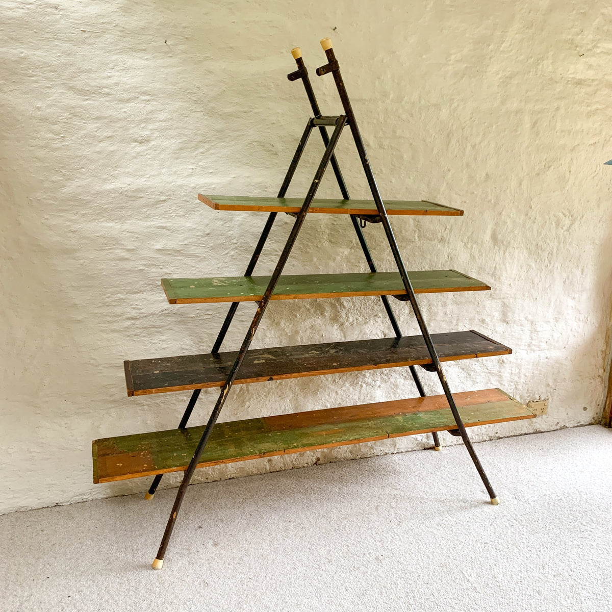 AFRAME LADDER SHELVES