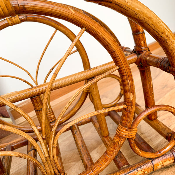 MAGAZINE RACK RATTAN