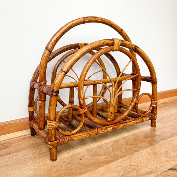 MAGAZINE RACK RATTAN