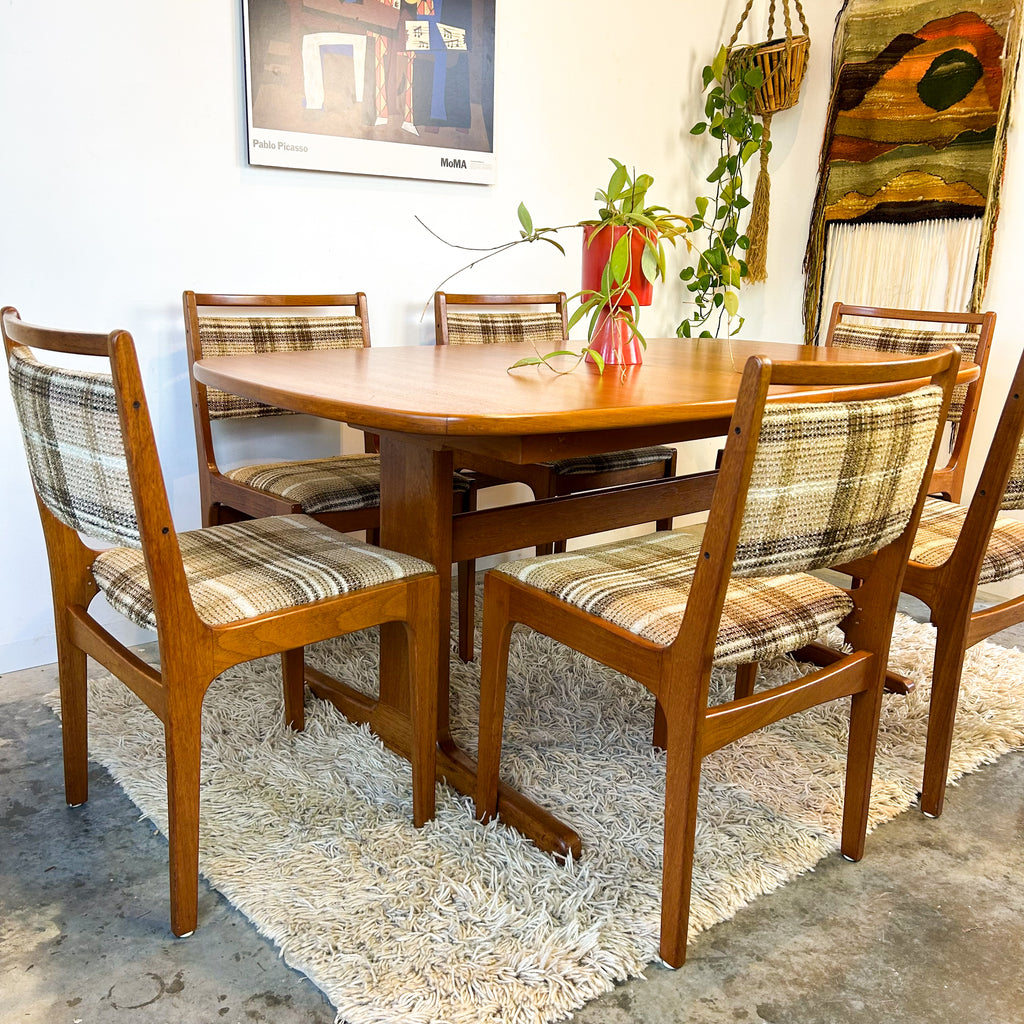 PEDESTAL EXTENSION DINING TABLE & SIX CHAIRS - HEY JUDE WORKSHOP • Vintage furniture & objects Melbourne