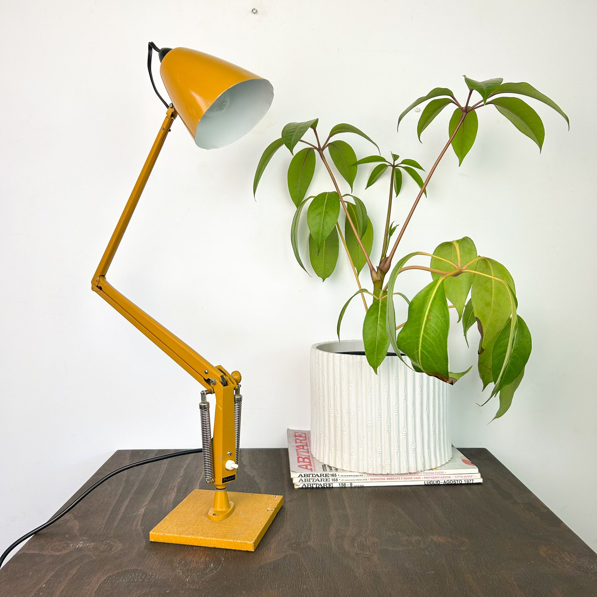 PLANET STUDIO K DESK LAMP MUSTARD