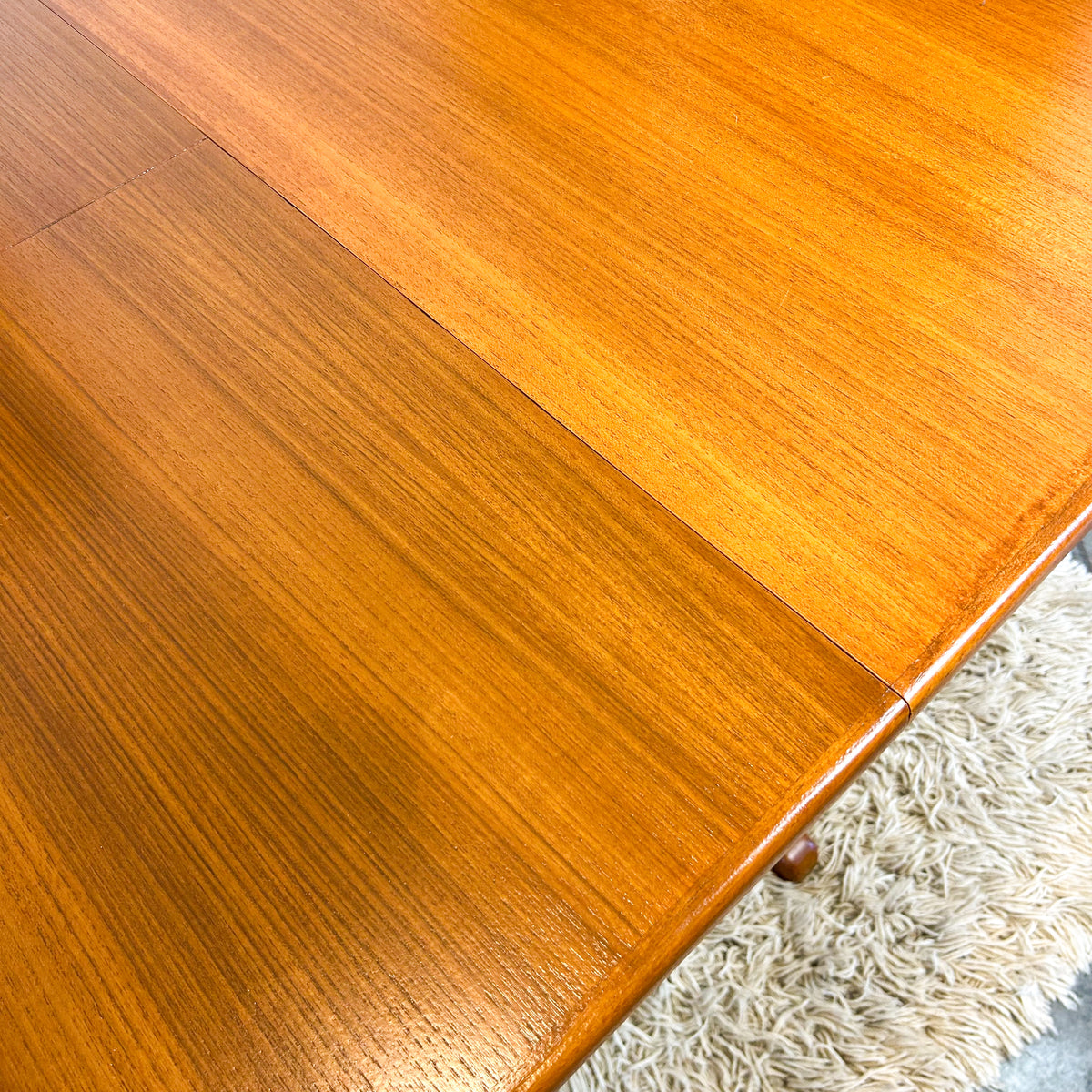 PEDESTAL EXTENSION DINING TABLE & SIX CHAIRS - HEY JUDE WORKSHOP • Vintage furniture & objects Melbourne