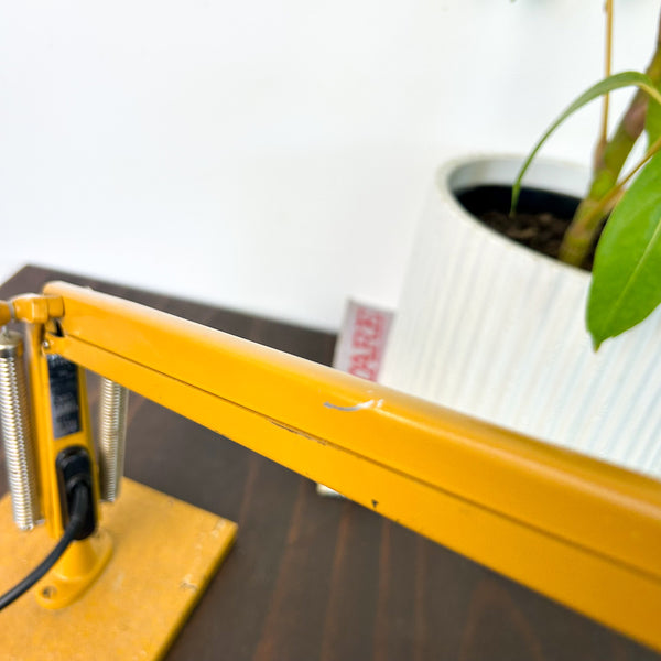 PLANET STUDIO K DESK LAMP MUSTARD