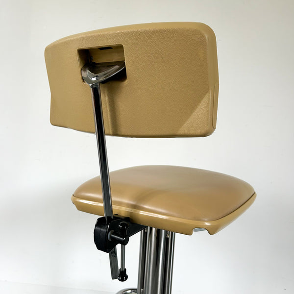 BEIGE VINYL DESK CHAIR/STOOL