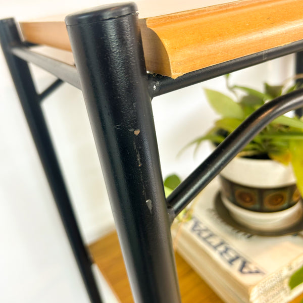 LARGE SHELVING UNIT