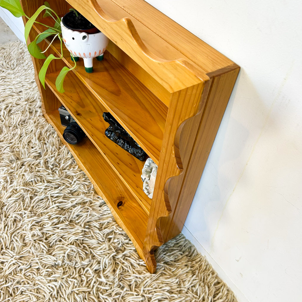 SHADOW BOX WITH SCALLOPED EDGE - HEY JUDE WORKSHOP • Vintage furniture & objects Melbourne