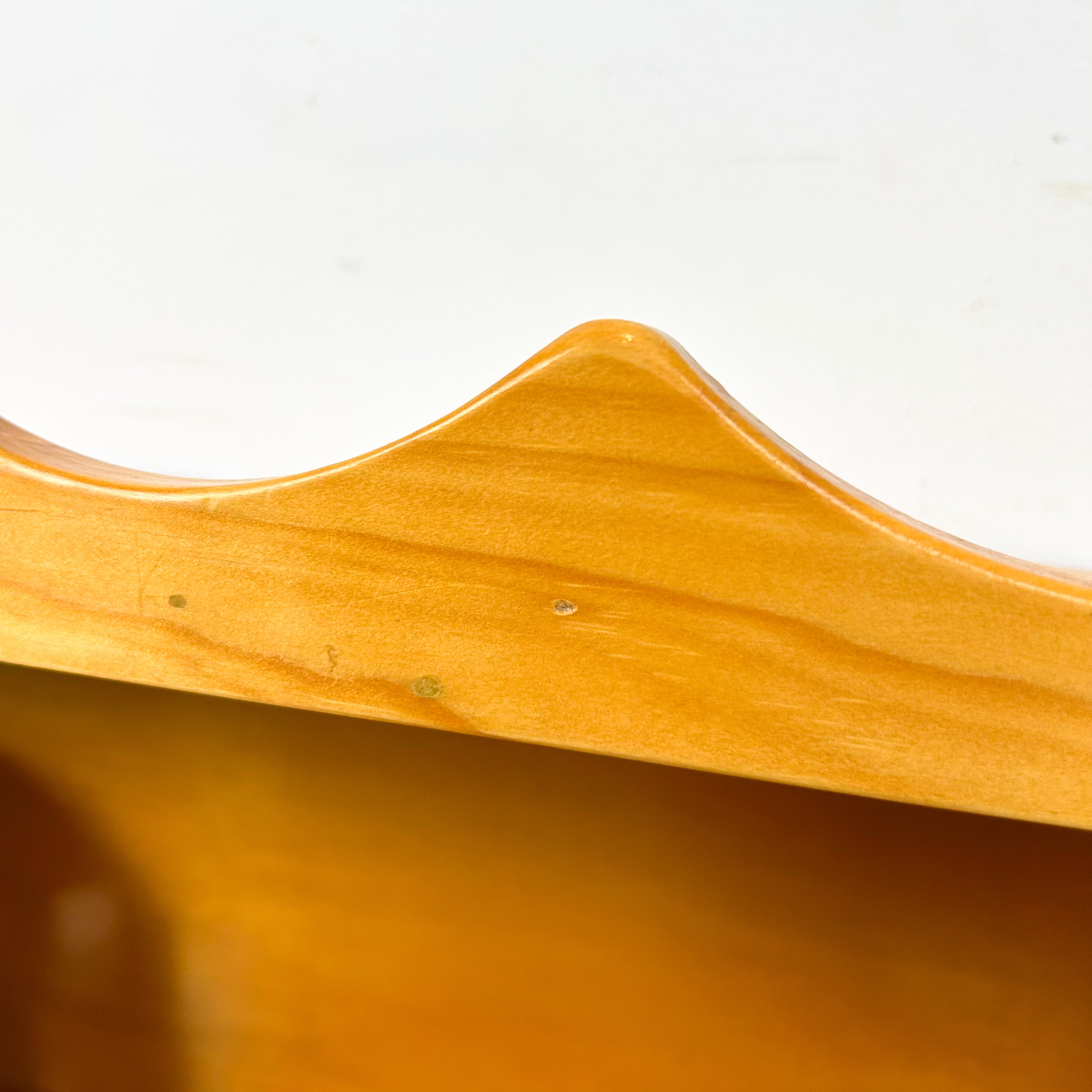 SHADOW BOX WITH SCALLOPED EDGE - HEY JUDE WORKSHOP • Vintage furniture & objects Melbourne