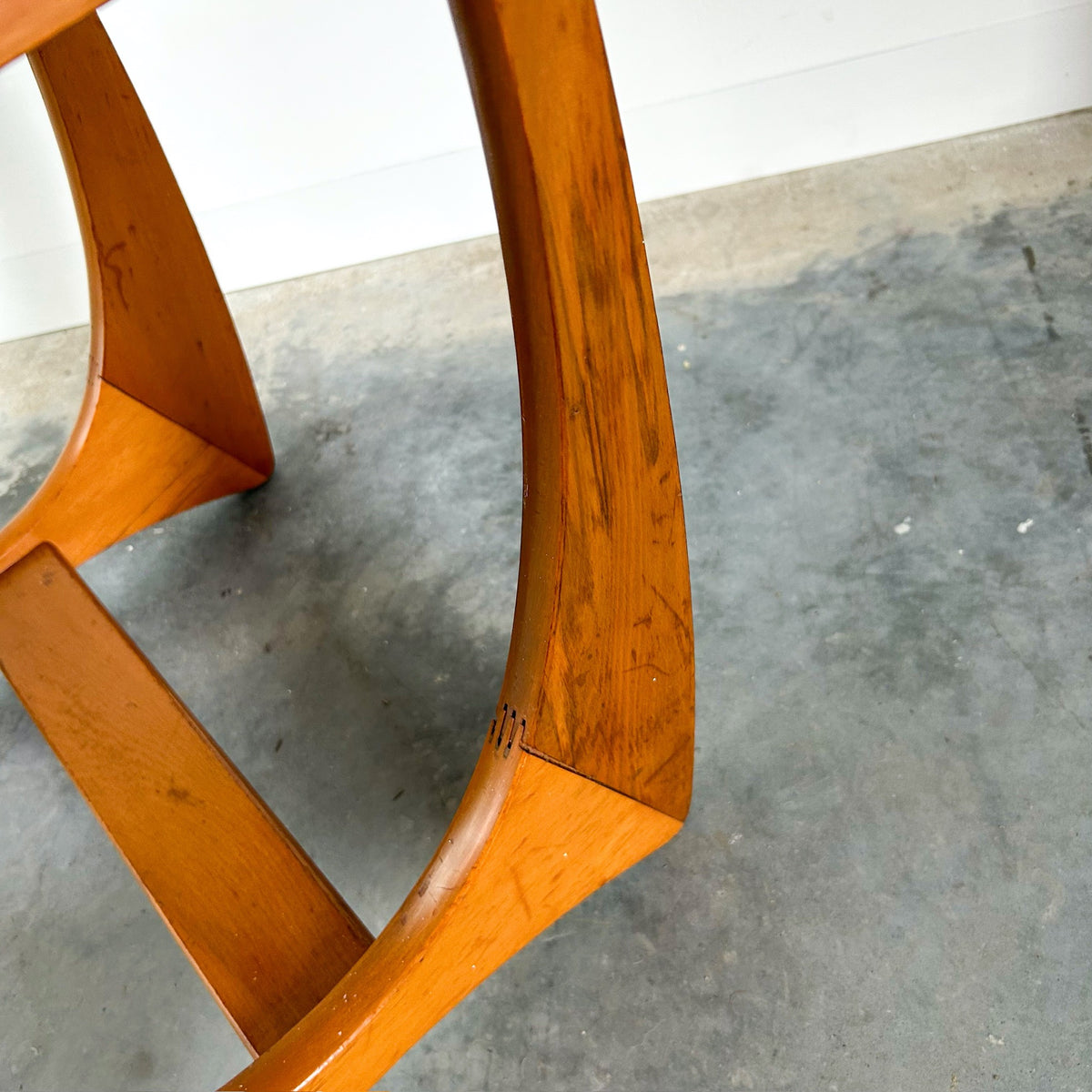 KALMAR SIDE TABLE
