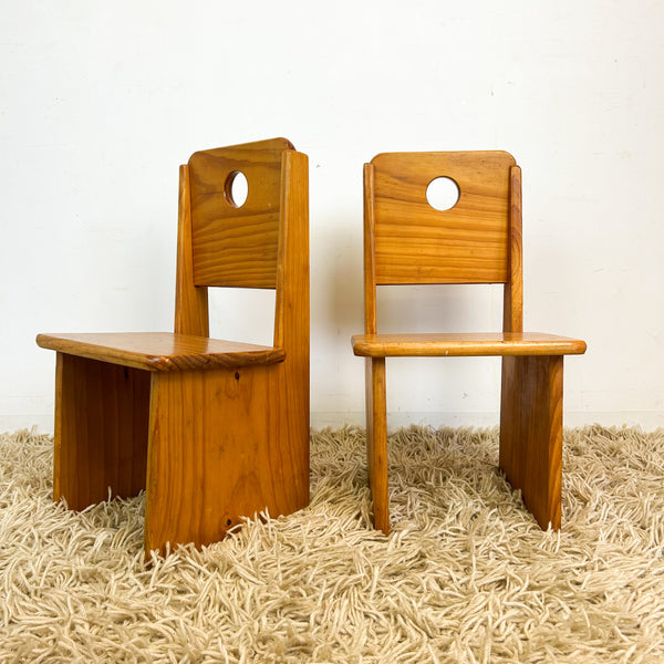 KIDS PINE TABLE & CHAIRS SET