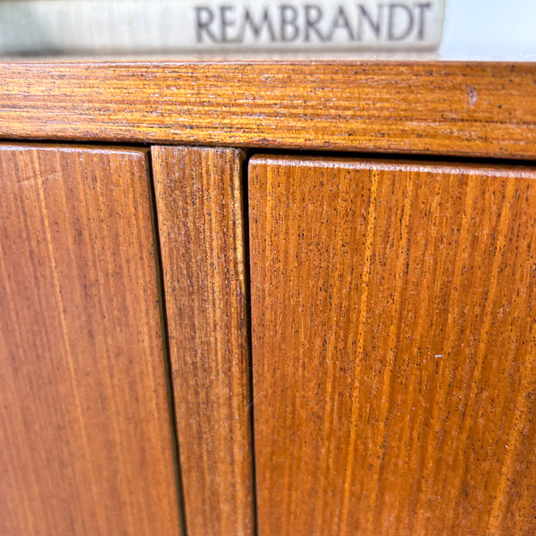 LOWBOY SIDEBOARD DRAWERS