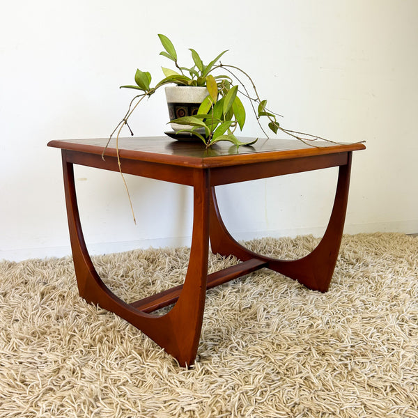 KALMAR COFFEE TABLE