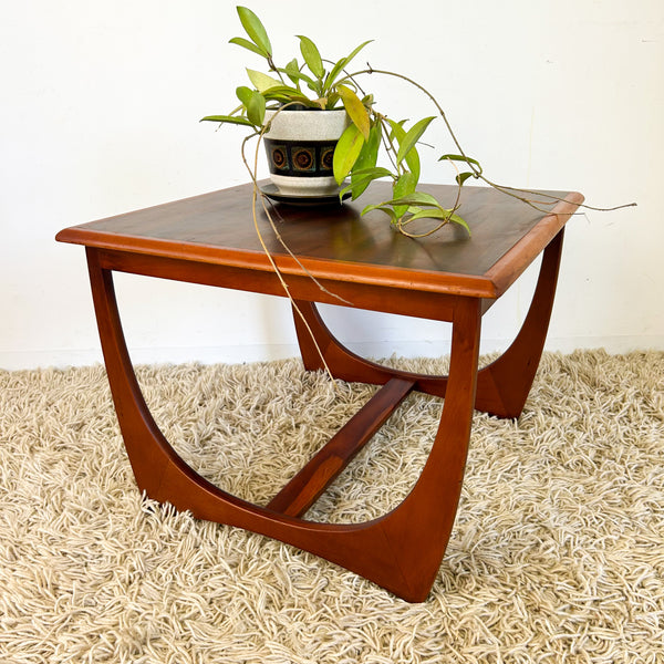 KALMAR COFFEE TABLE