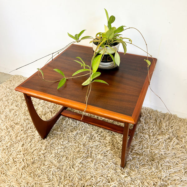 KALMAR COFFEE TABLE