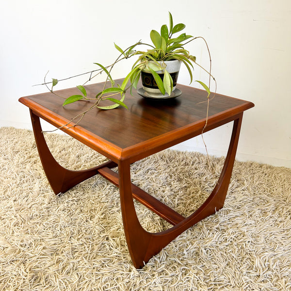 KALMAR COFFEE TABLE