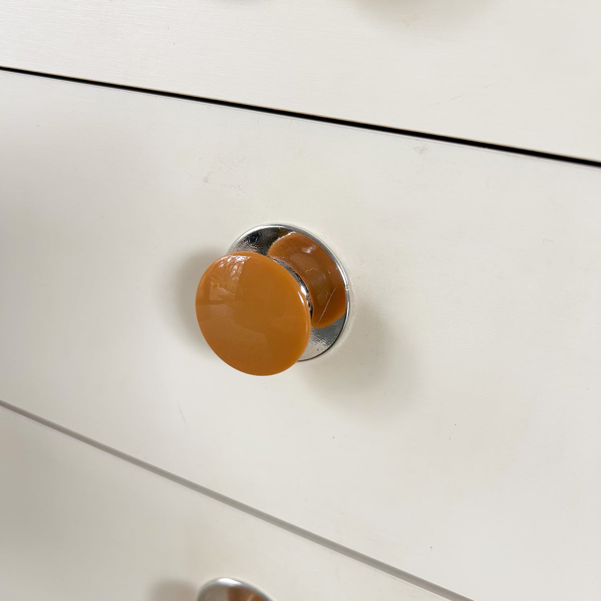SCHREIBER SIDEBOARD