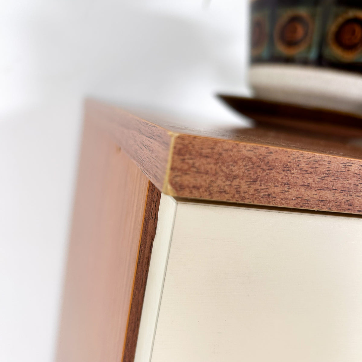 SCHREIBER SIDEBOARD