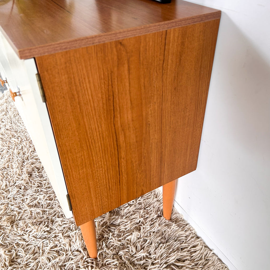 SCHREIBER SIDEBOARD