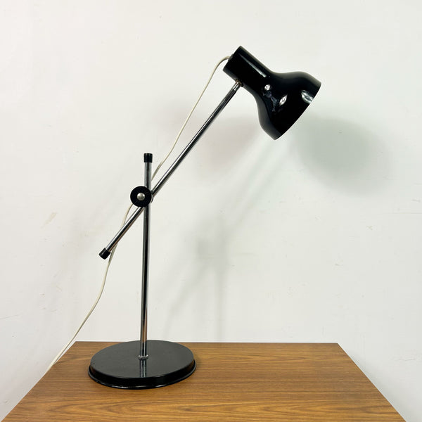 BLACK TABLE LAMP