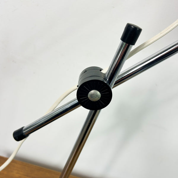 BLACK TABLE LAMP