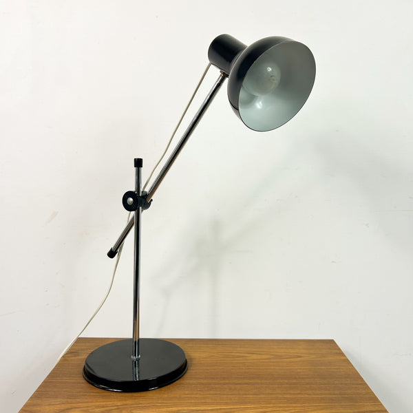 BLACK TABLE LAMP