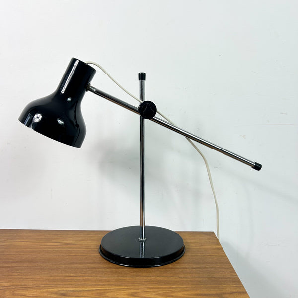 BLACK TABLE LAMP