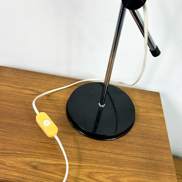 BLACK TABLE LAMP