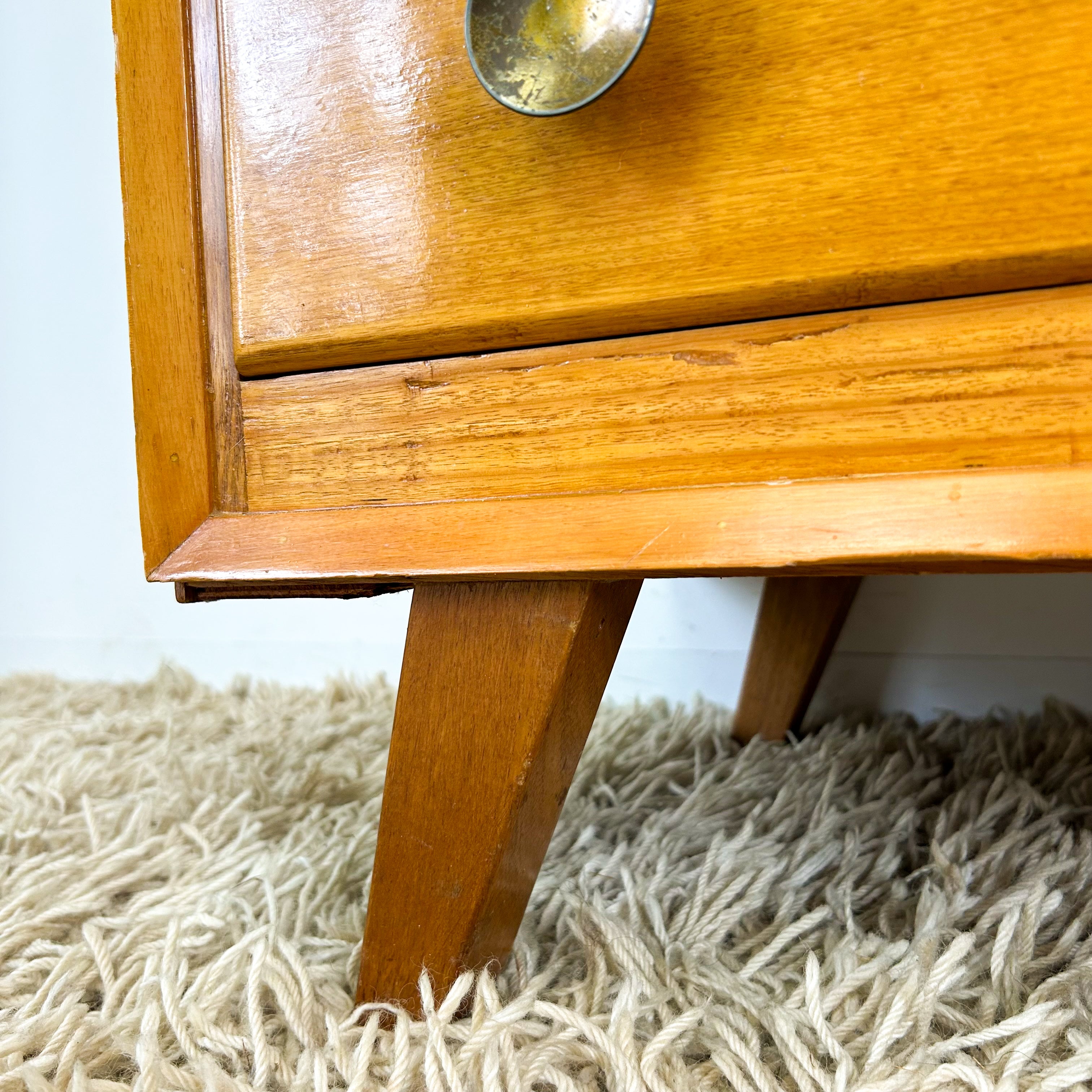 JELLIFFE DRESSER DRAWERS