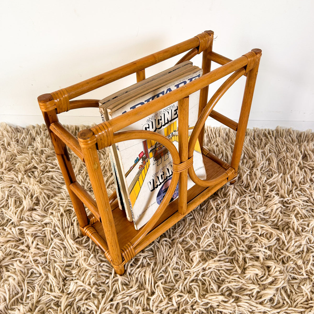 CANE MAGAZINE RACK