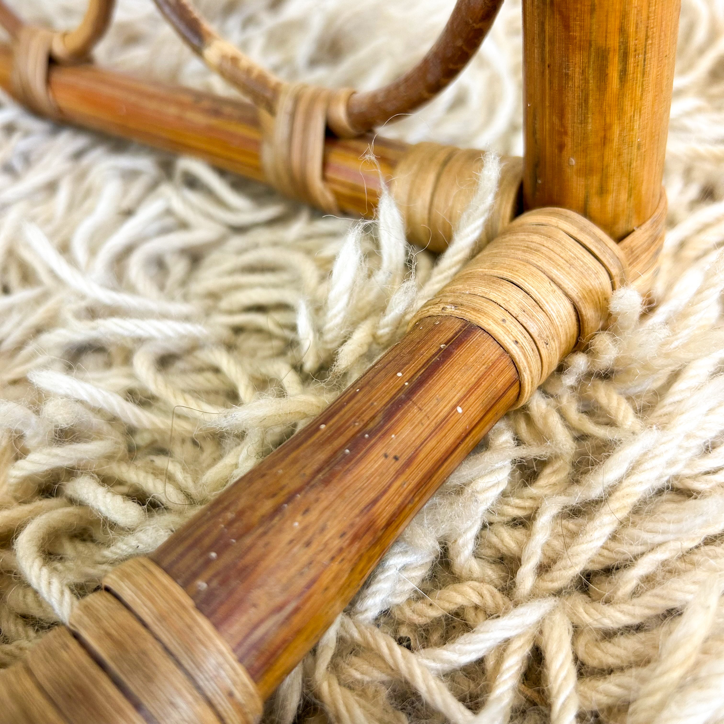 CANE WINE RACK