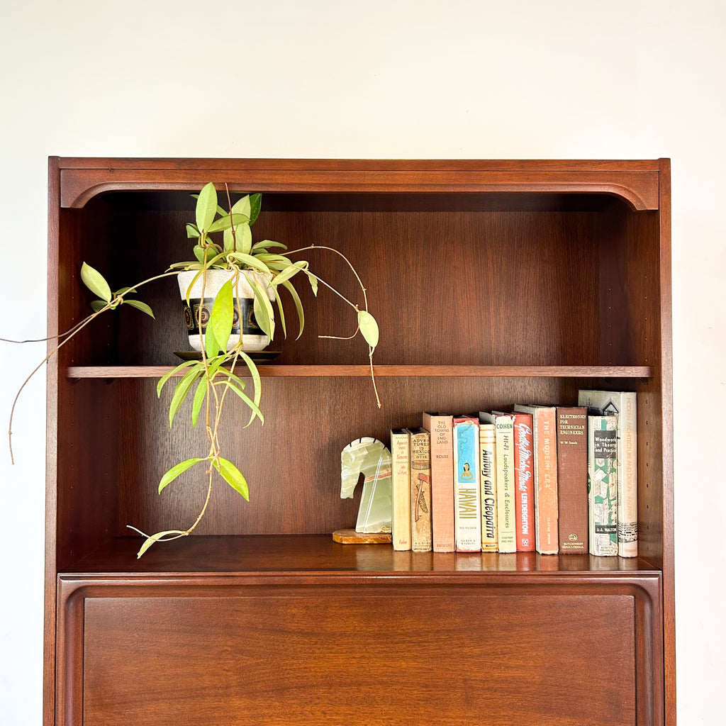 PARKER WALL UNIT