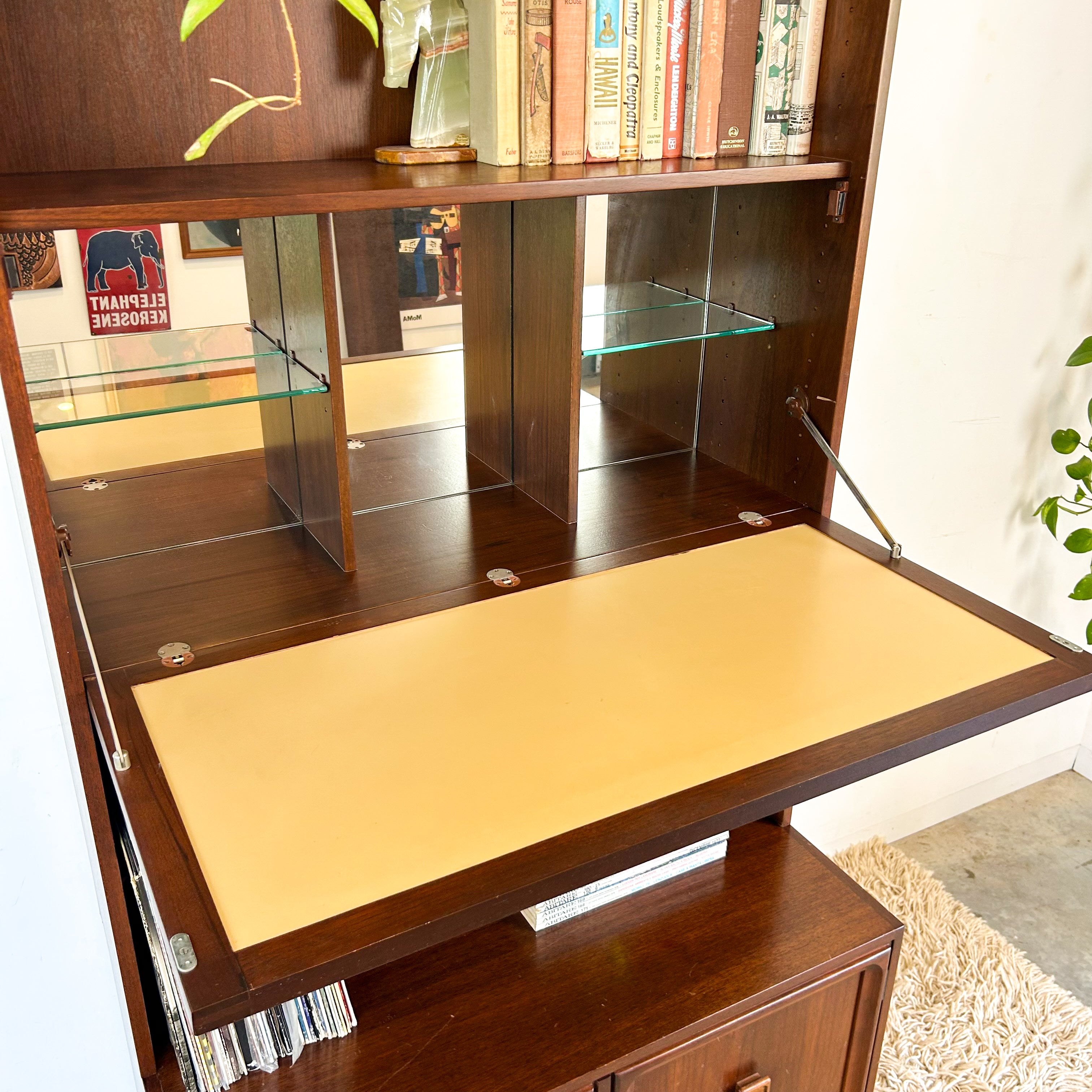 PARKER WALL UNIT