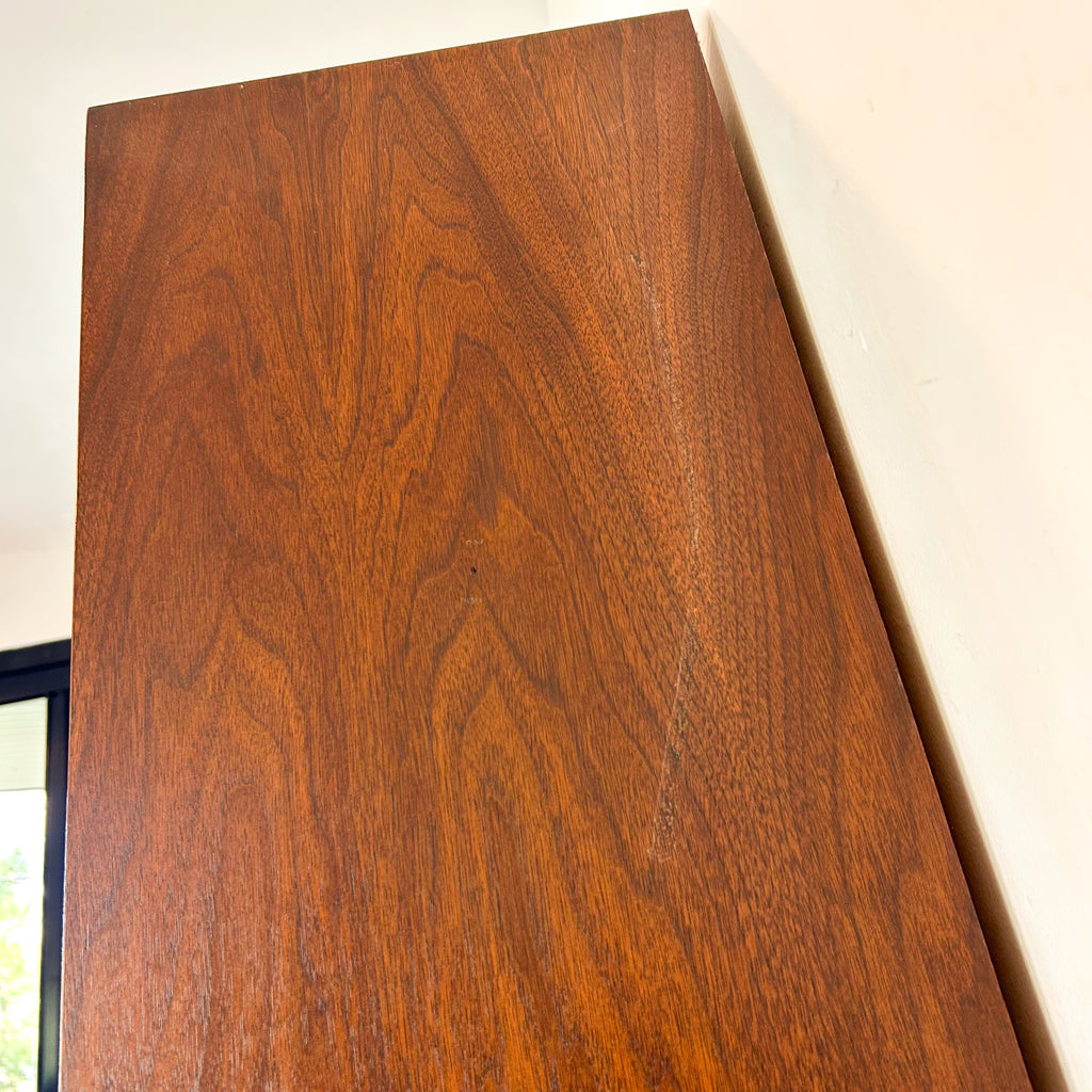 PARKER WALL UNIT