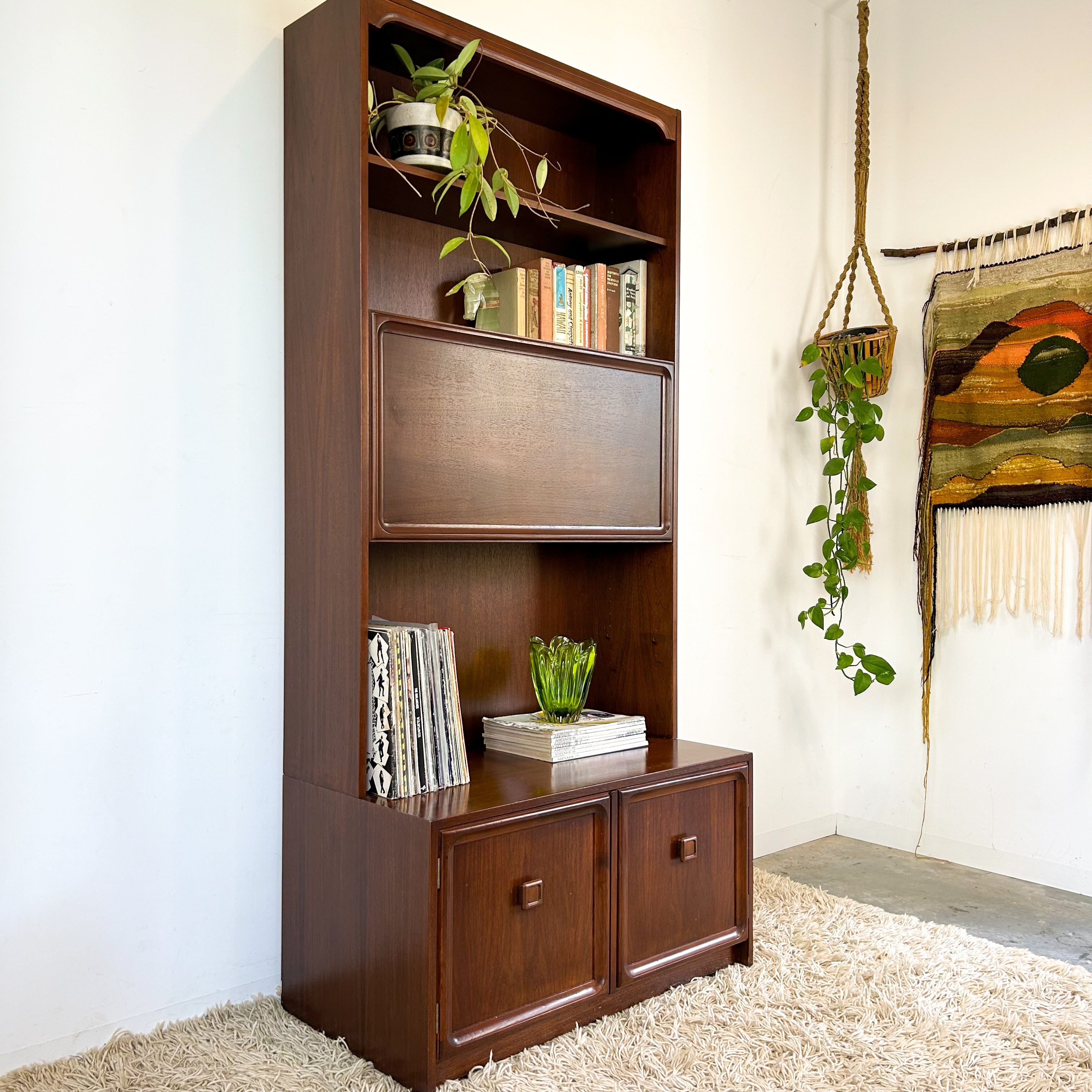 PARKER WALL UNIT