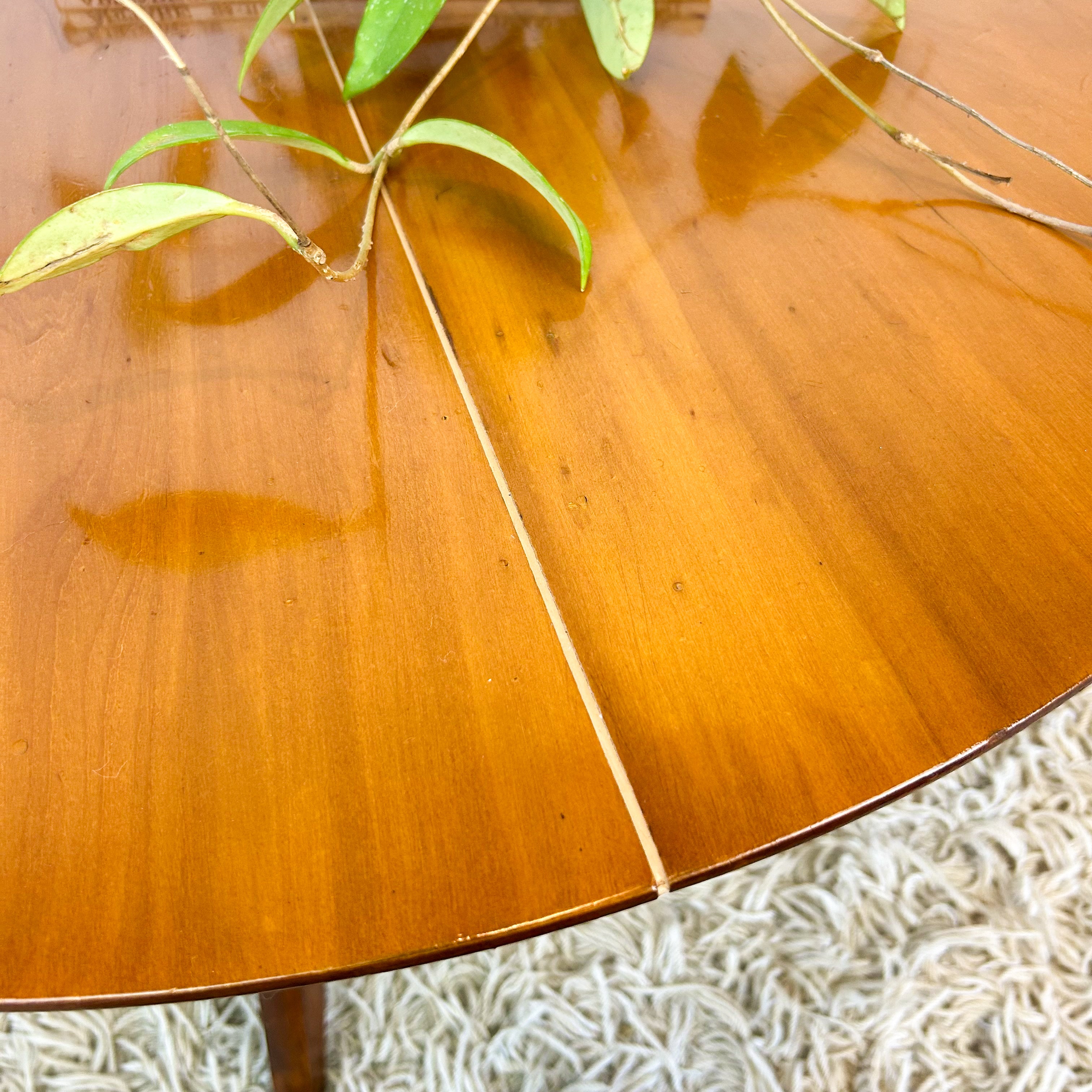 ROUND TIMBER COFFEE TABLE