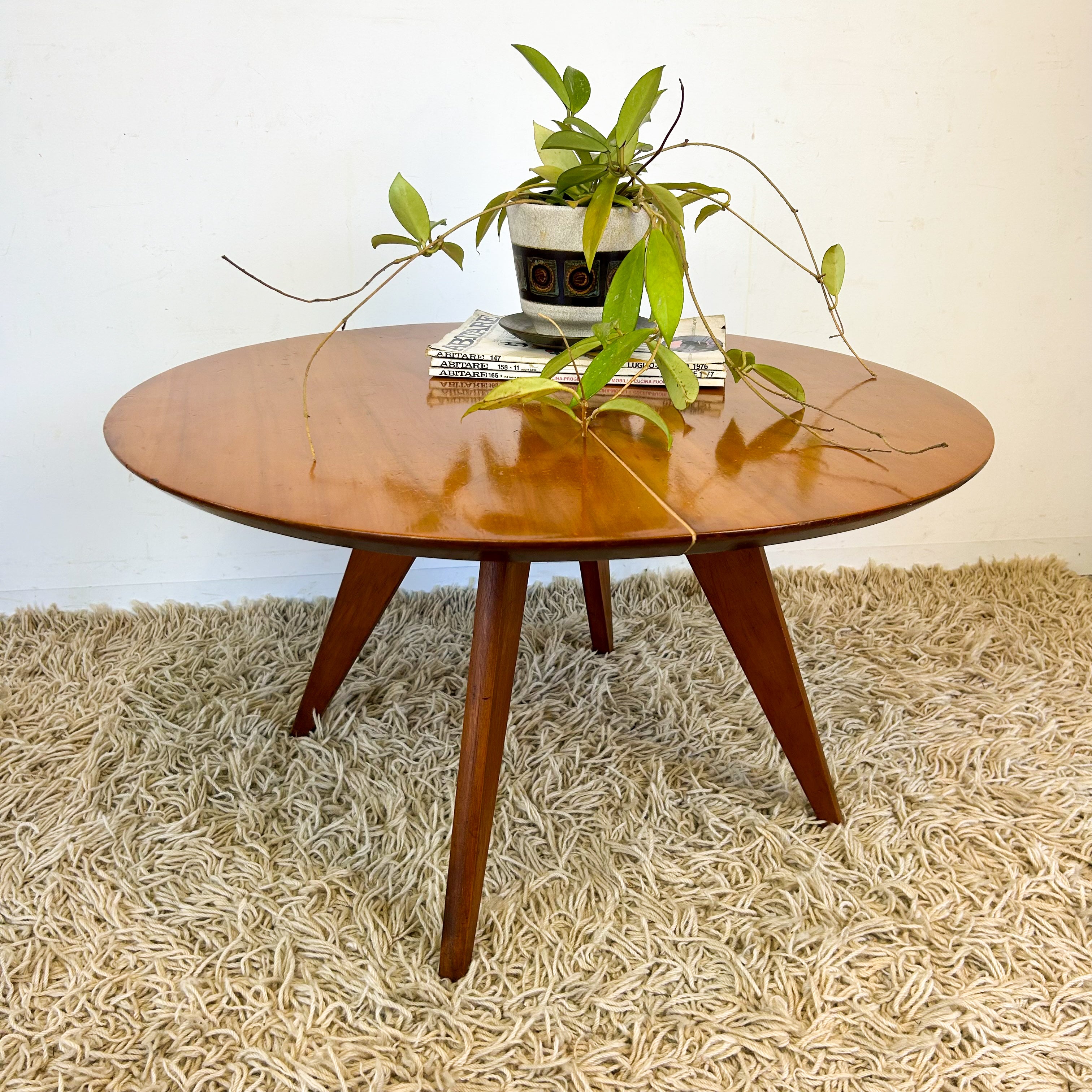 ROUND TIMBER COFFEE TABLE