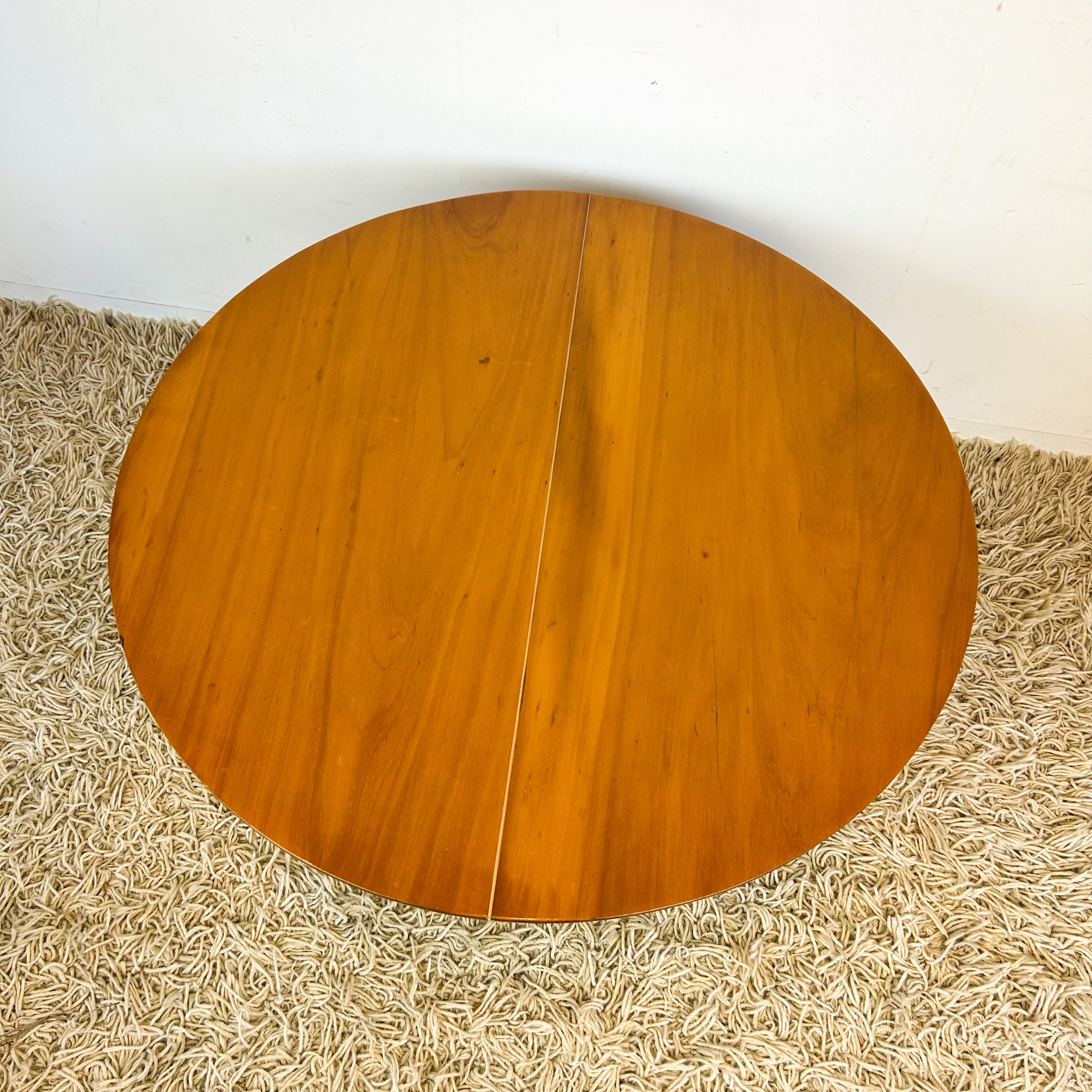 ROUND TIMBER COFFEE TABLE