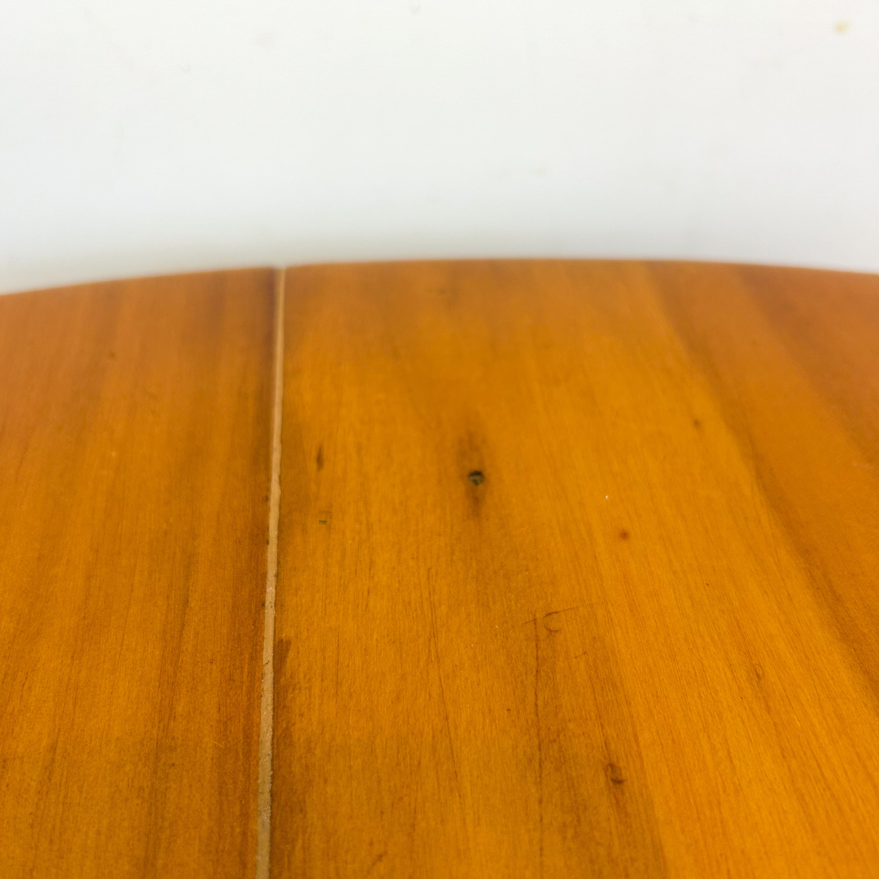 ROUND TIMBER COFFEE TABLE