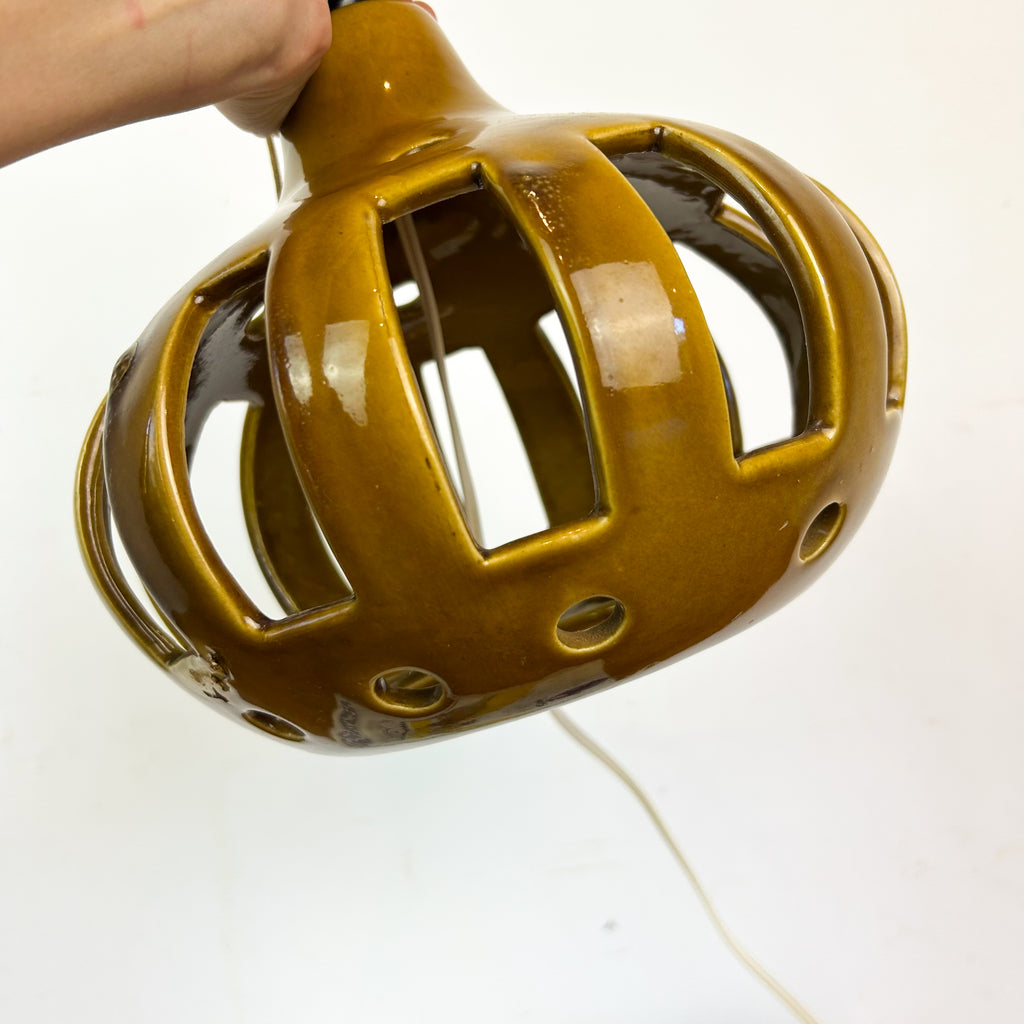 CERAMIC LAMP BASE / PENDANT LIGHT
