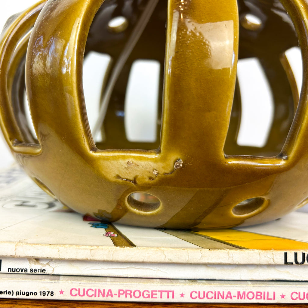 CERAMIC LAMP BASE / PENDANT LIGHT