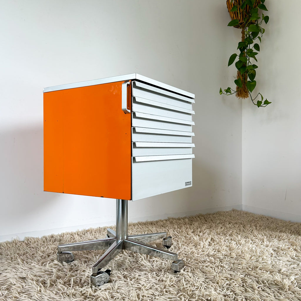 DENTAL TROLLEY