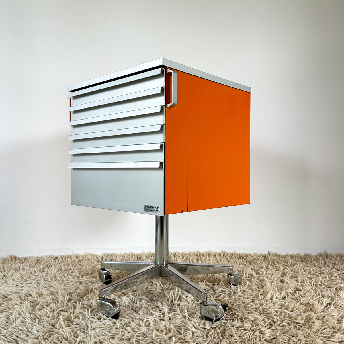 DENTAL TROLLEY