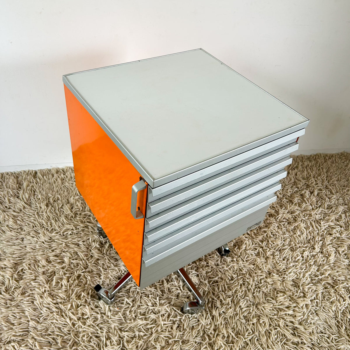 DENTAL TROLLEY