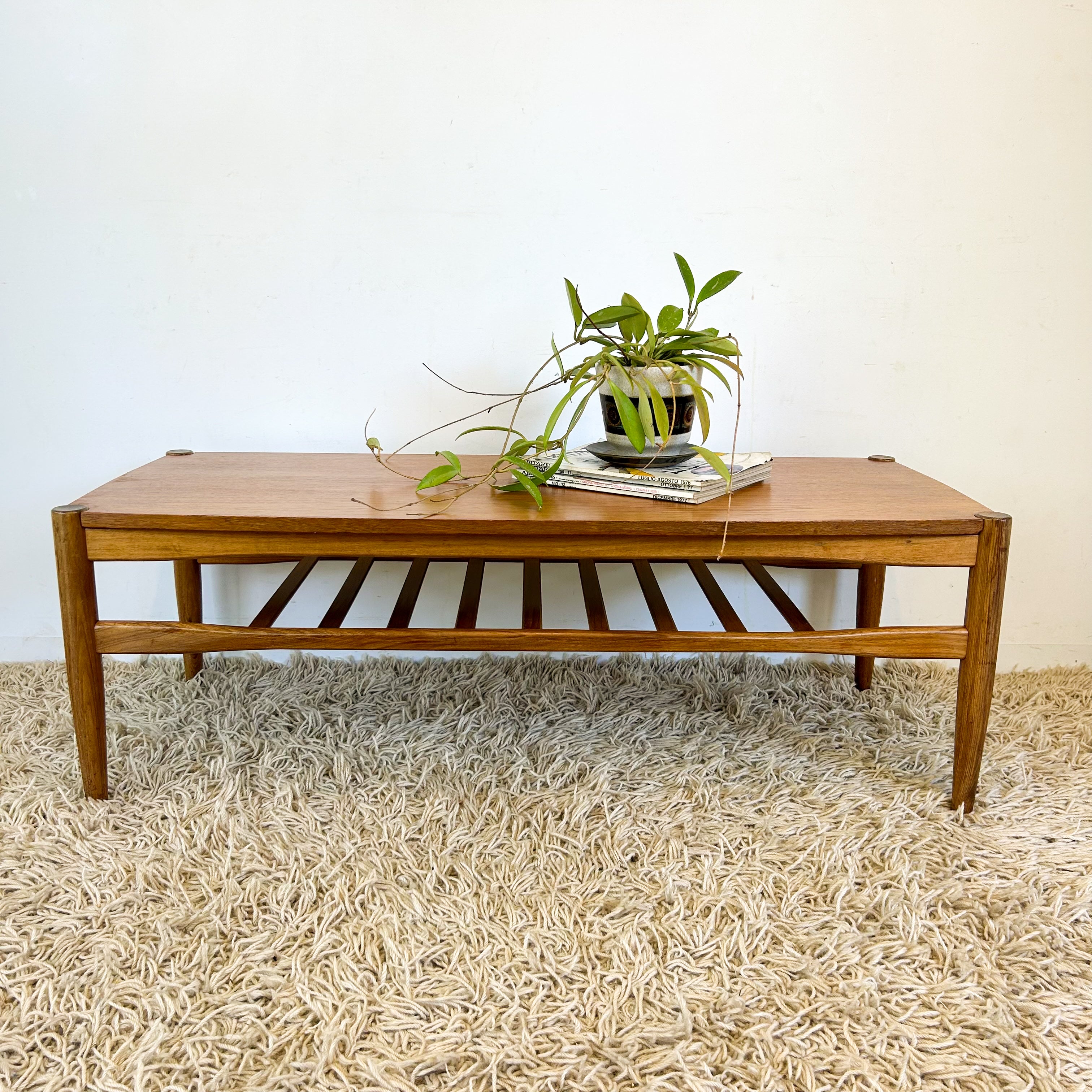 DANISH DELUXE FLIP TOP COFFEE TABLE
